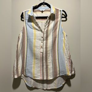Time and Tru Sleeveless relaxed fit top.